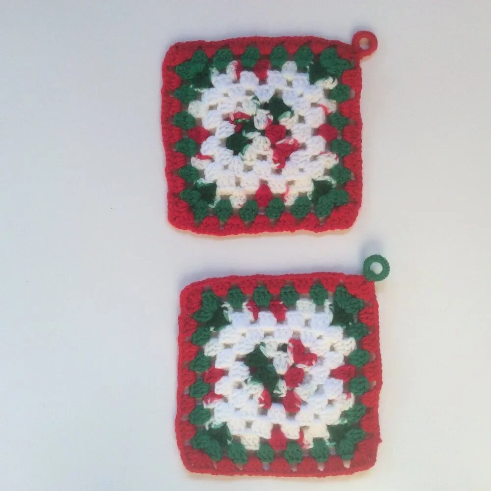 Handmade Crocheted Christmas Kitchen Set 5 Piece - Picture 4 of 4